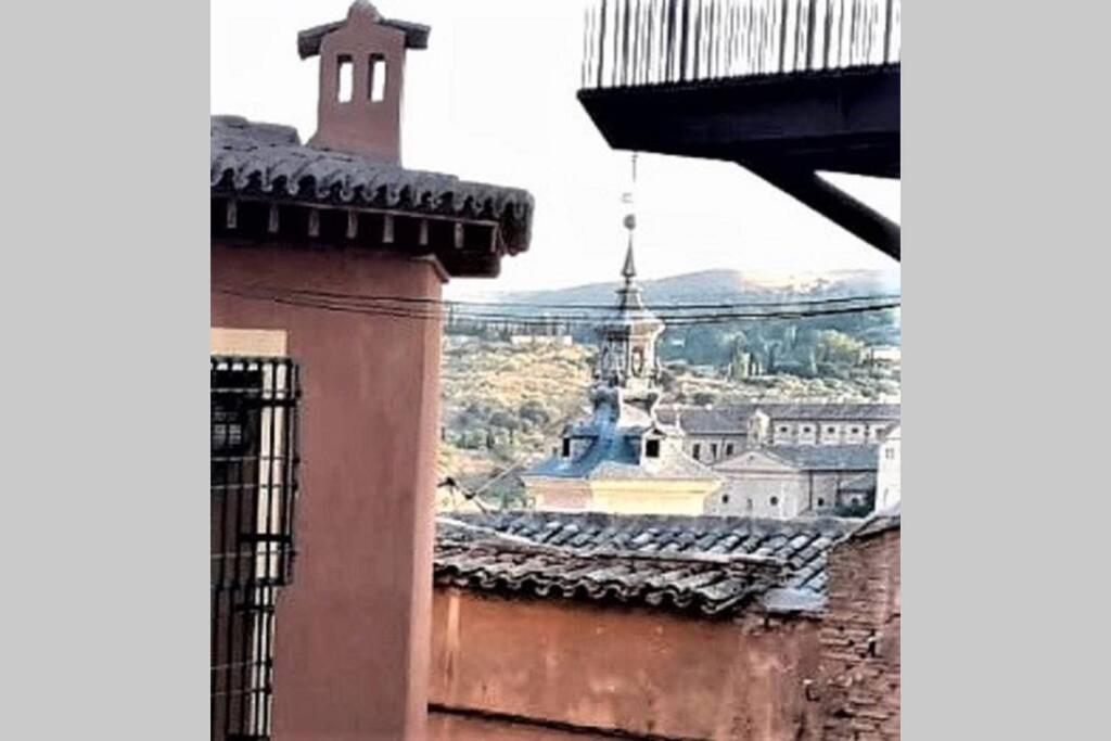 Seqo Loft Apartment Toledo Bagian luar foto