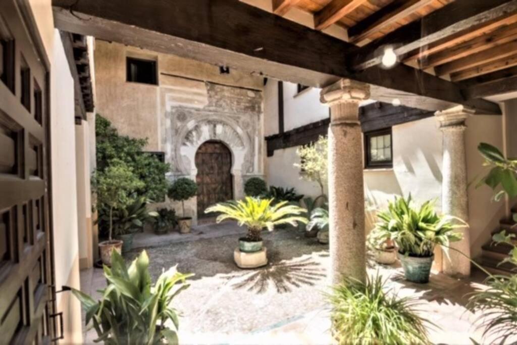 Seqo Loft Apartment Toledo Bagian luar foto