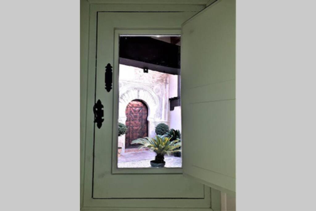 Seqo Loft Apartment Toledo Bagian luar foto
